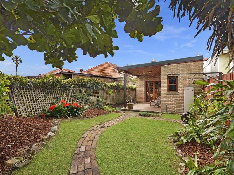 31 Carshalton Street, Croydon NSW 2132