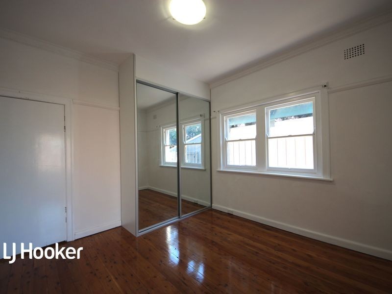 2/1 Park Road, Burwood NSW 2134