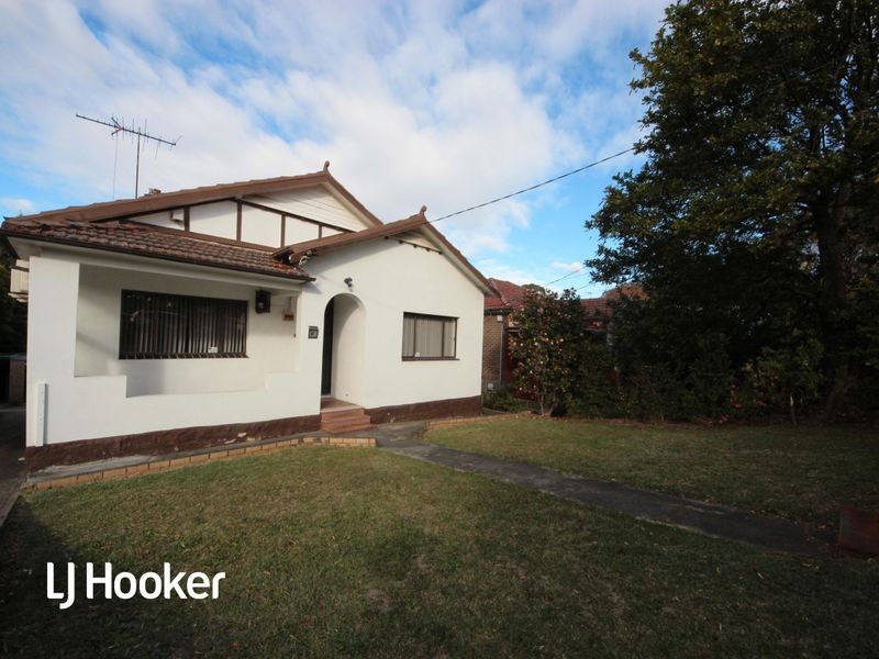 81 Dunstaffenage Street, Hurlstone Park NSW 2193