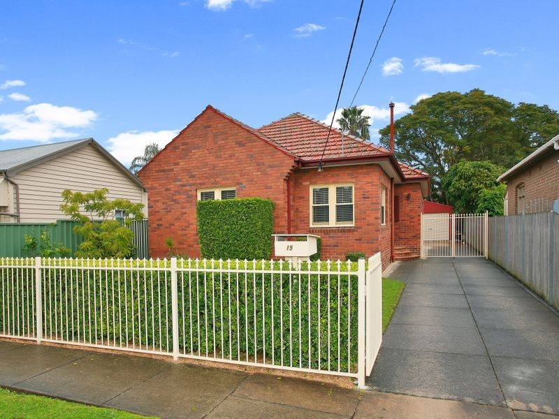 15 Carshalton Street, Croydon NSW 2132