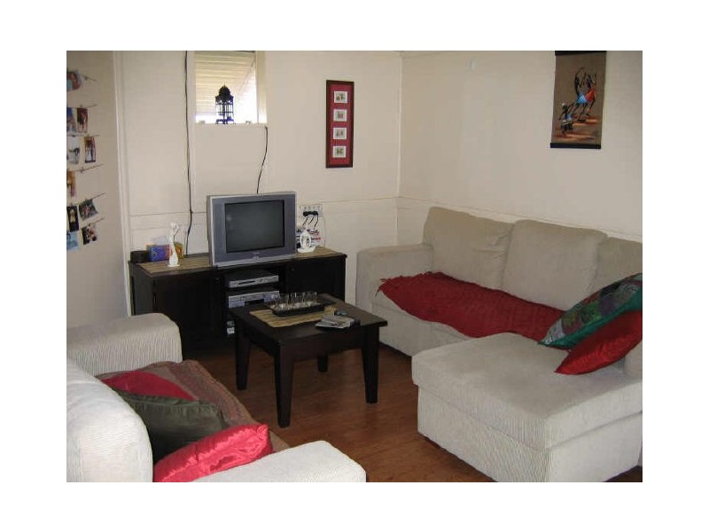 39 Windsor Avenue, Croydon Park NSW 2133