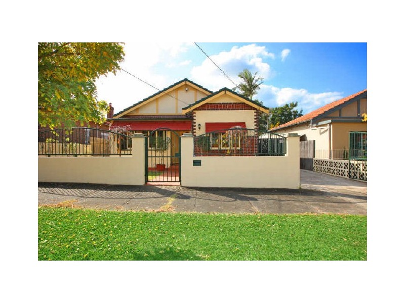 8 Sunbeam Avenue, Croydon NSW 2132