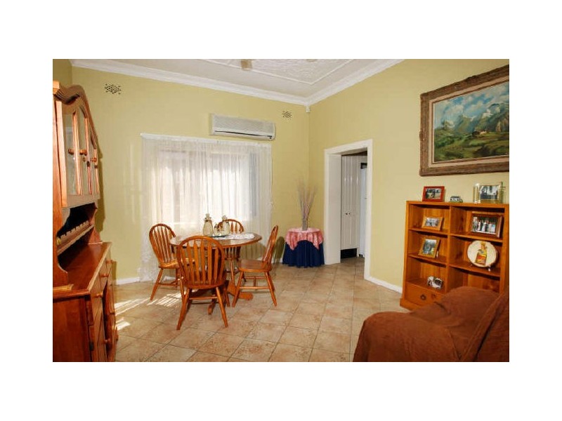 8 Sunbeam Avenue, Croydon NSW 2132