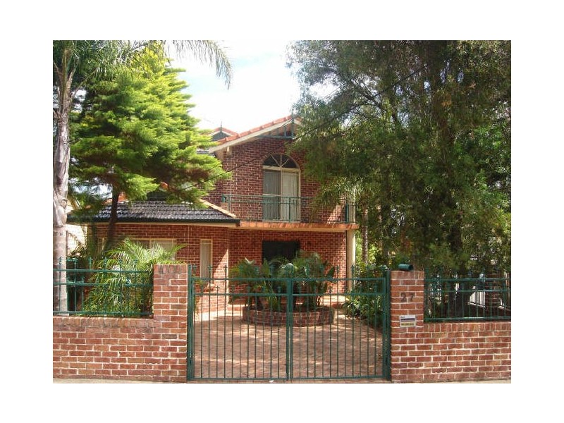 27 Lily Street, Croydon Park NSW 2133