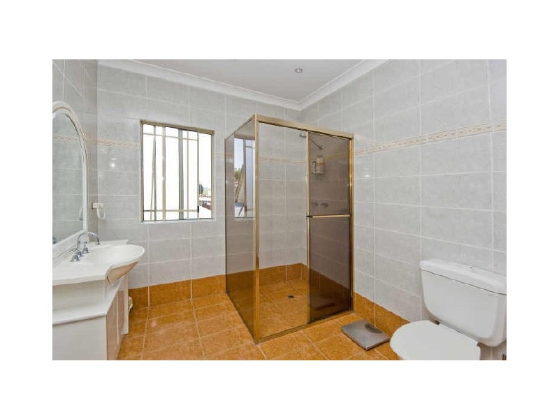 27 Lily Street, Croydon Park NSW 2133