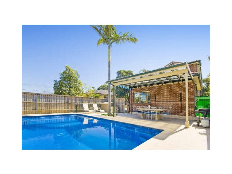 27 Lily Street, Croydon Park NSW 2133