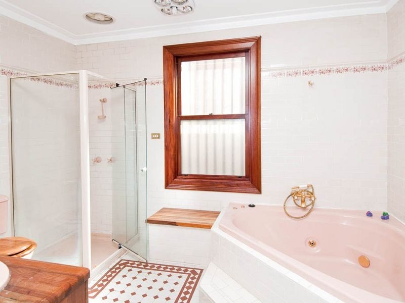 2 Clifton Avenue, Burwood NSW 2134