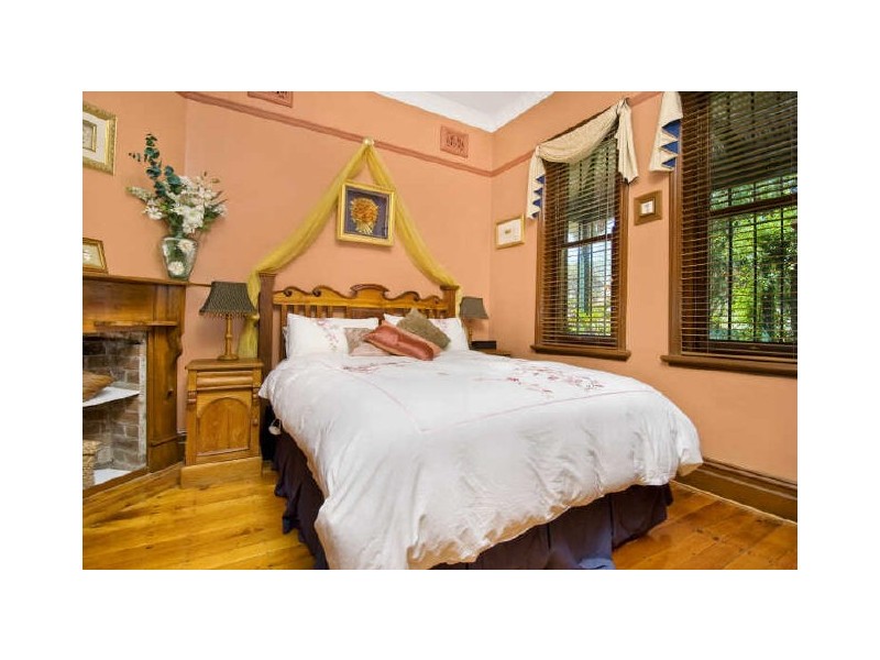 7 Milton Street North, Ashfield NSW 2131