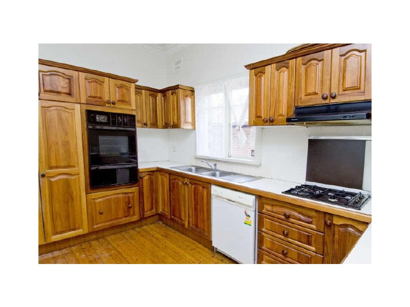 10 Arrowfield Avenue, Burwood NSW 2134