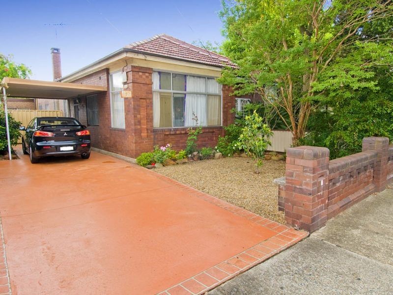 7 Shaftesbury Road, Burwood NSW 2134