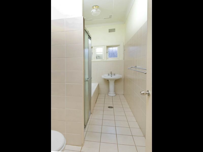 7 Shaftesbury Road, Burwood NSW 2134