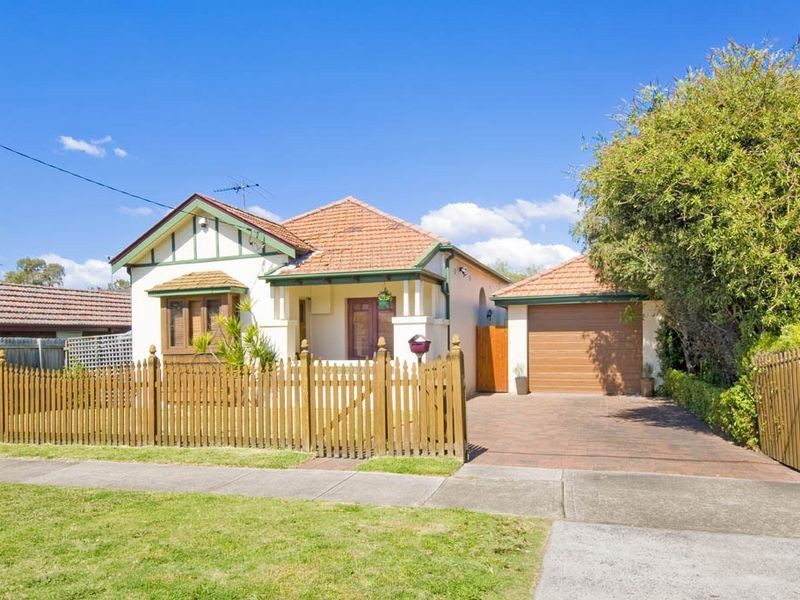 7 Wynnstay Avenue, Enfield NSW 2136