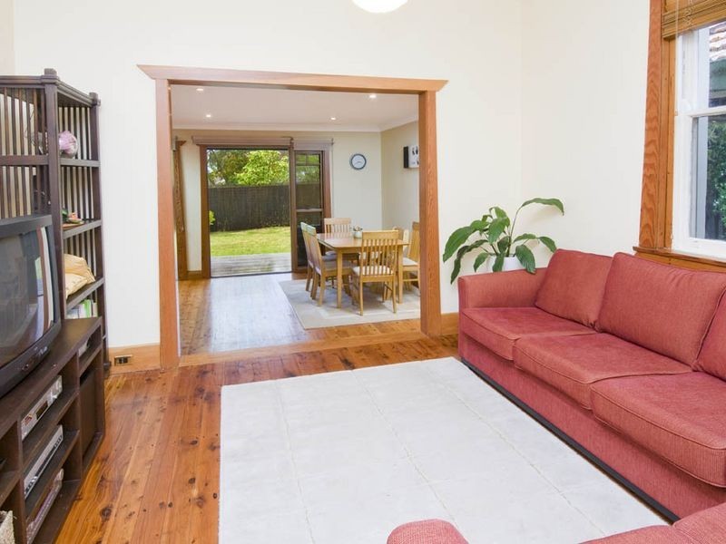 7 Wynnstay Avenue, Enfield NSW 2136