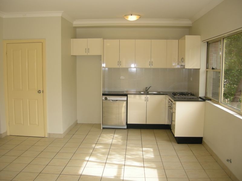 1/12 Gladstone Street, Burwood NSW 2134