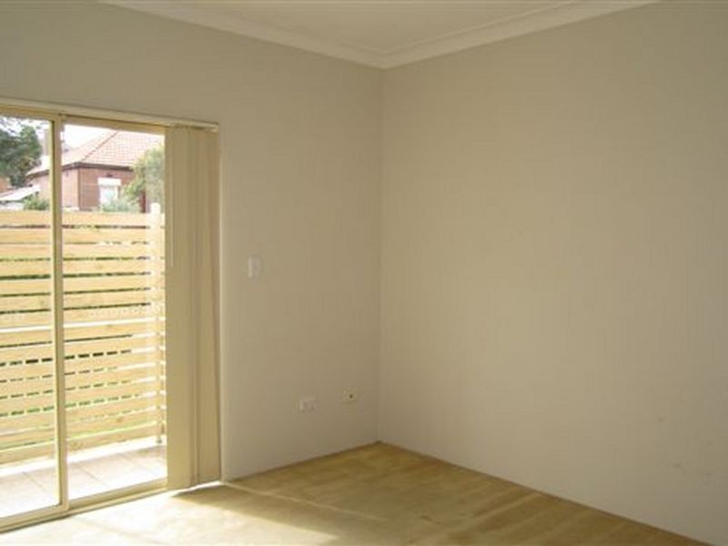 1/12 Gladstone Street, Burwood NSW 2134