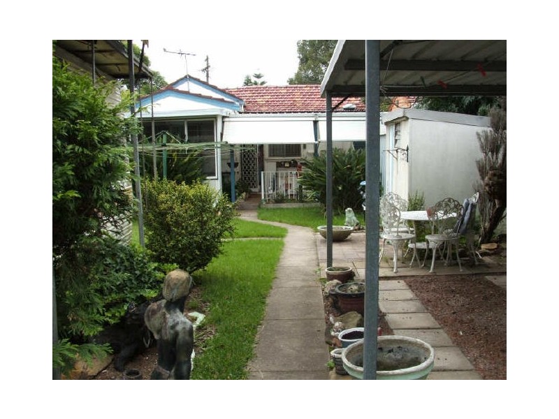 17 Broad Street, Croydon Park NSW 2133