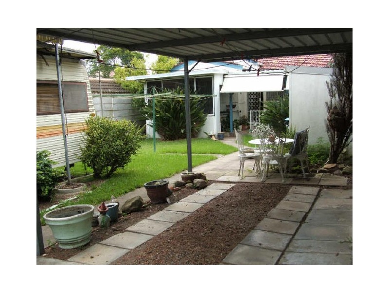 17 Broad Street, Croydon Park NSW 2133