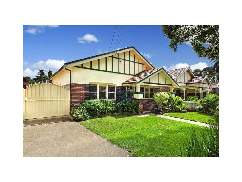 7 Ivanhoe Road, Croydon NSW 2132