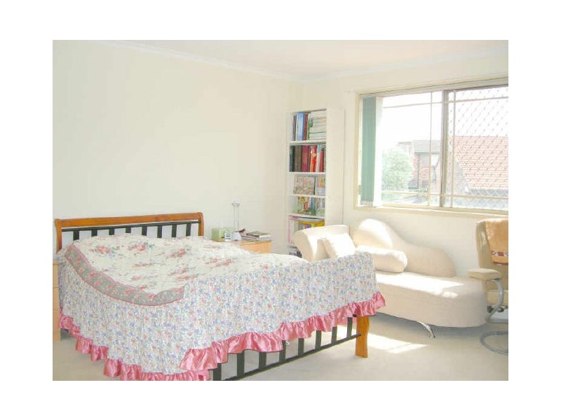 6 Tristania Grove, Greenacre NSW 2190