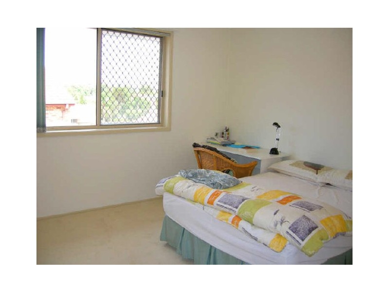 6 Tristania Grove, Greenacre NSW 2190