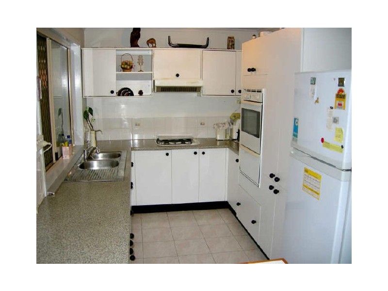 4 Tristania Grove, Greenacre NSW 2190
