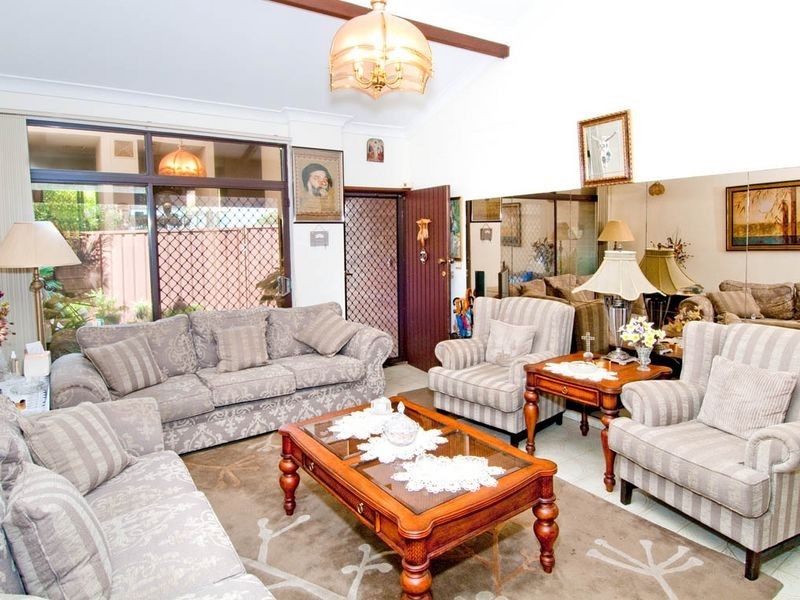 2/131-133 Burwood Road, Croydon Park NSW 2133