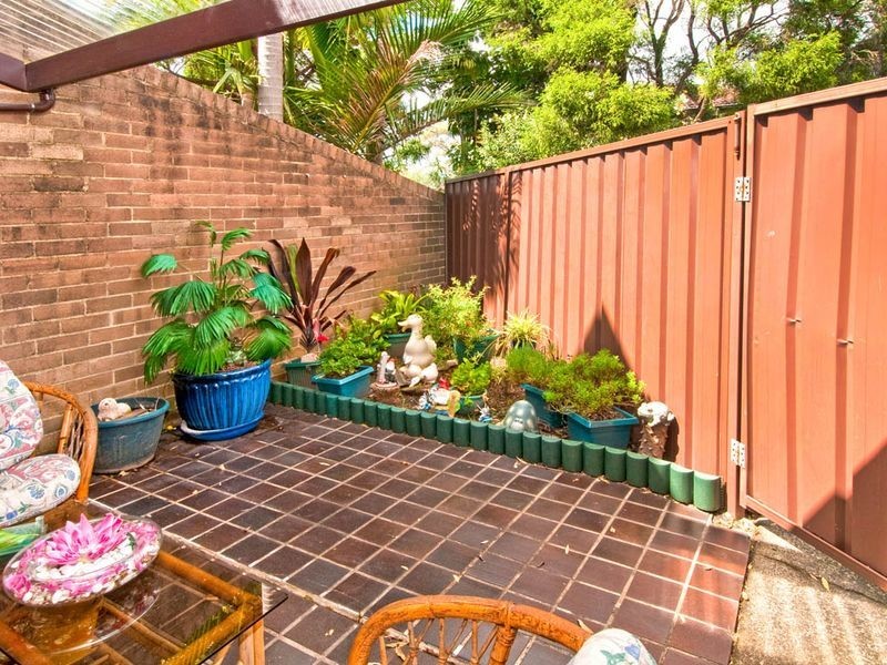 2/131-133 Burwood Road, Croydon Park NSW 2133