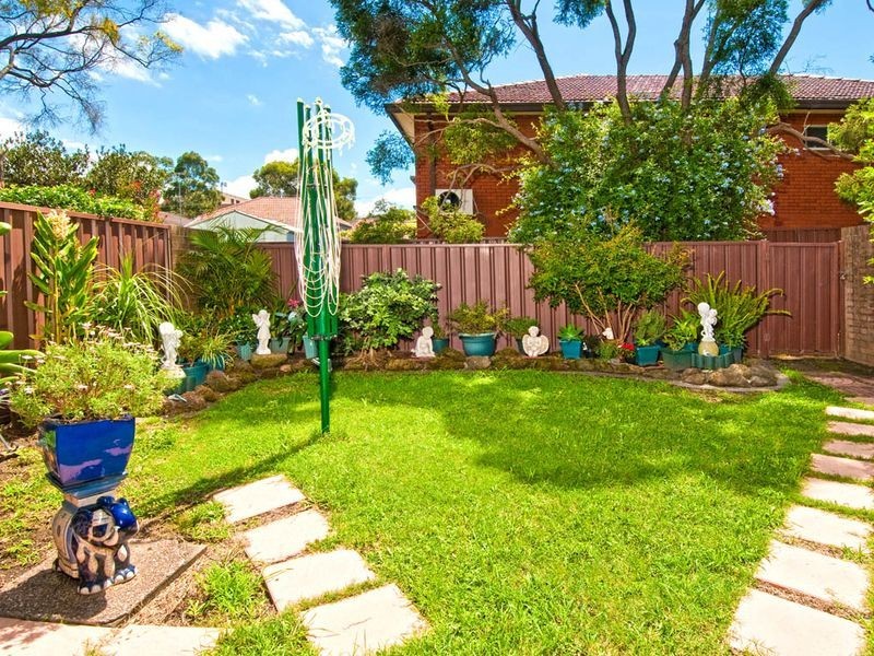 2/131-133 Burwood Road, Croydon Park NSW 2133