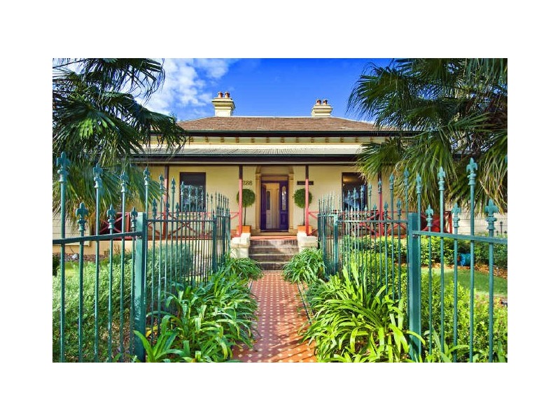 1/286 Burwood Road, Burwood NSW 2134