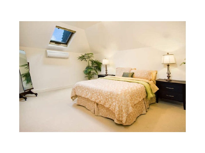 1/286 Burwood Road, Burwood NSW 2134