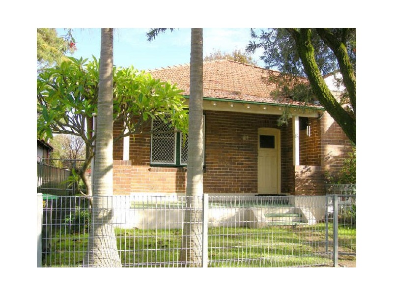 81 Kembla Street, Croydon Park NSW 2133