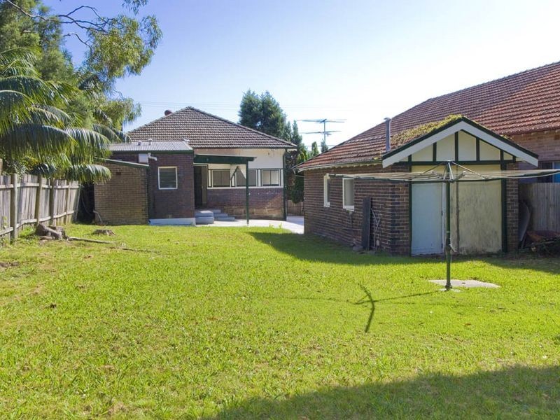 42 Paisley Road, Croydon NSW 2132