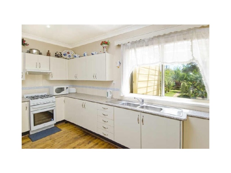 7 Mills Crescent, Burwood NSW 2134