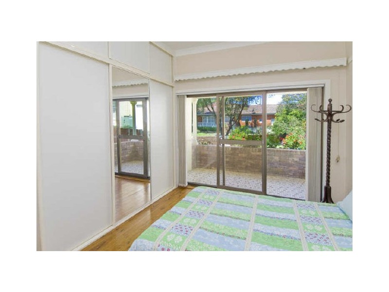 7 Mills Crescent, Burwood NSW 2134