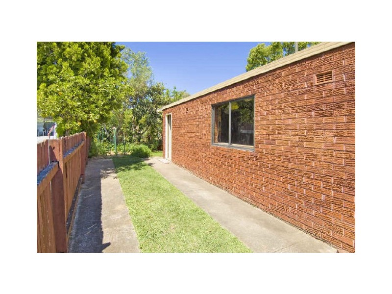 7 Mills Crescent, Burwood NSW 2134
