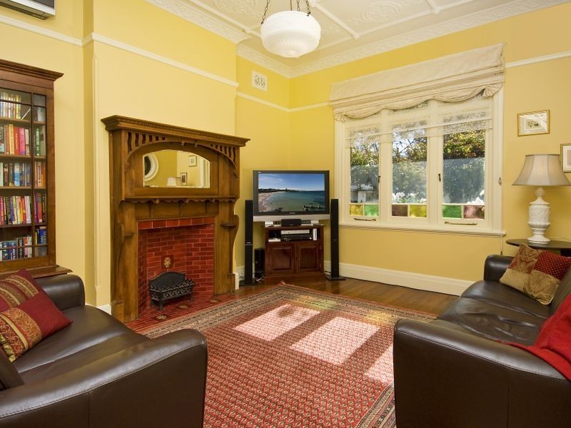 8 Rosa Street, Croydon NSW 2132