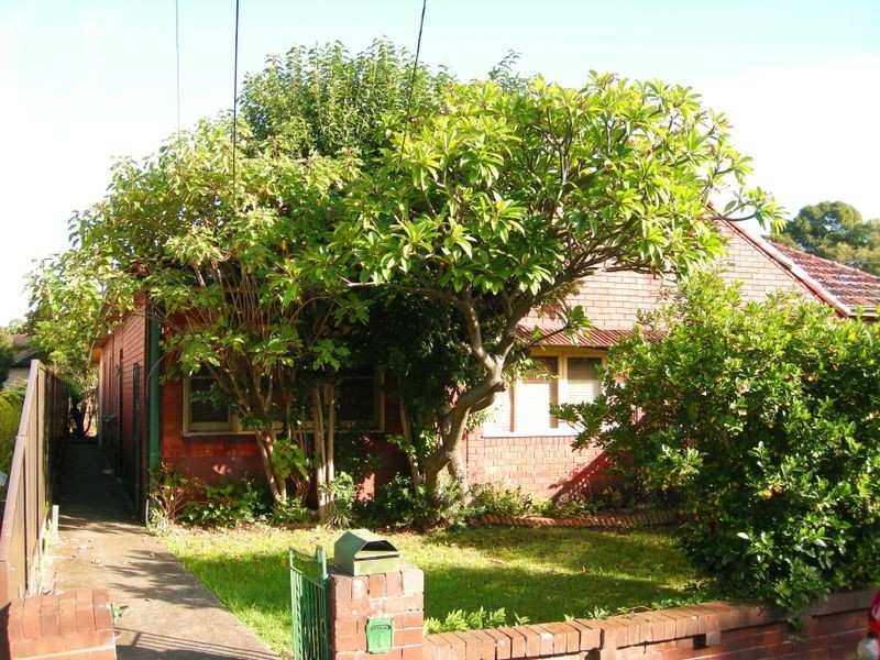 2/33c Angelo Street, Burwood NSW 2134