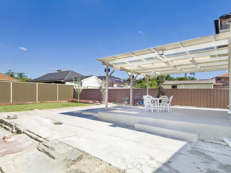32 Juno Parade, Greenacre NSW 2190