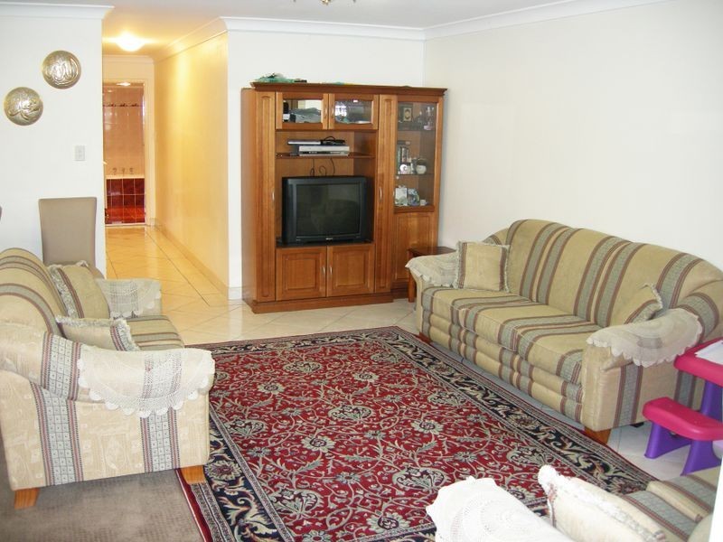 2/122-126 Meredith Street, Bankstown NSW 2200