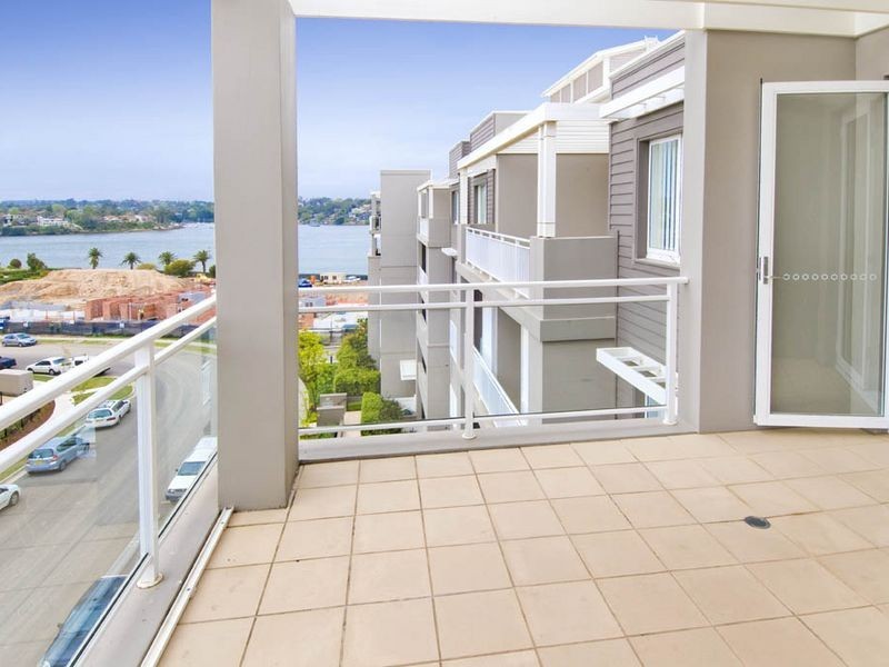 51/21-25 Peninsula Drive, Breakfast Point NSW 2137