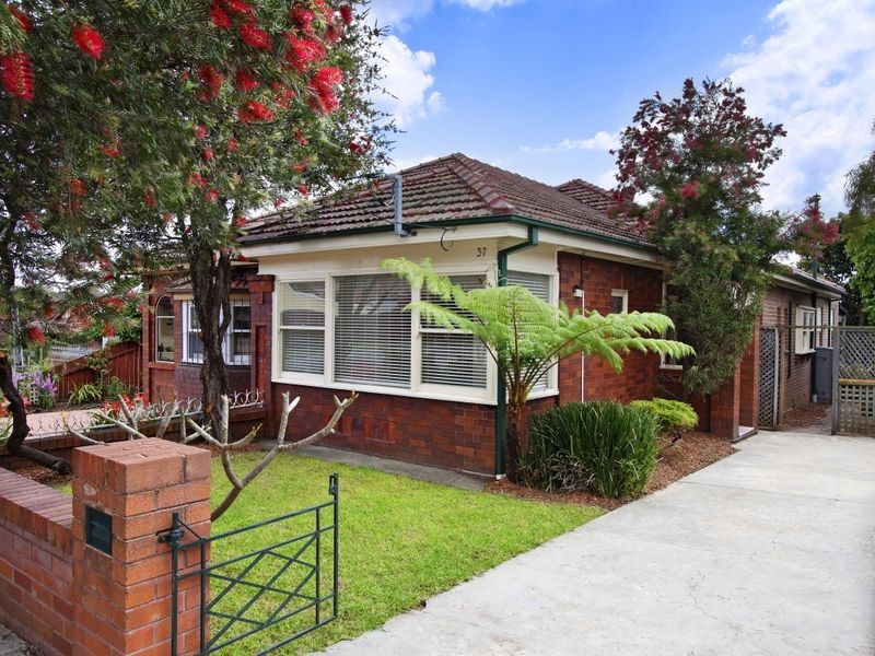 37 Kenilworth Street, Croydon NSW 2132
