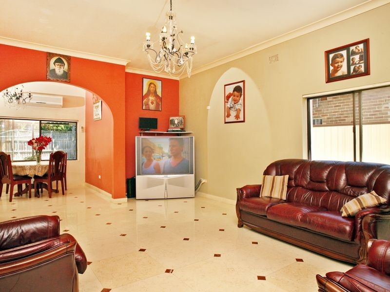 11 Sunbeam Avenue, Croydon NSW 2132