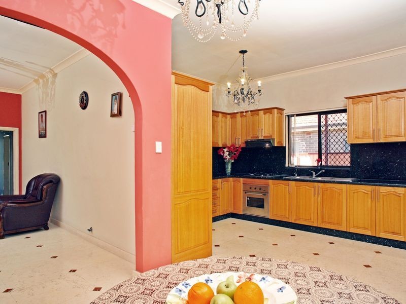 11 Sunbeam Avenue, Croydon NSW 2132