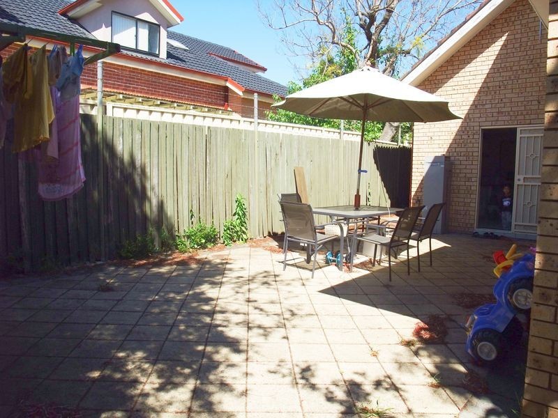 2/48a Lucas Road, Burwood NSW 2134