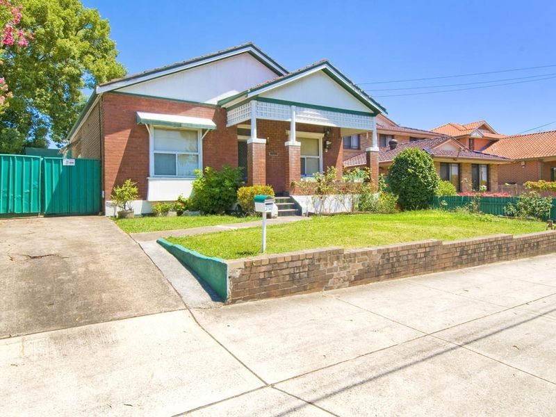 34 Burwood Road, Concord NSW 2137