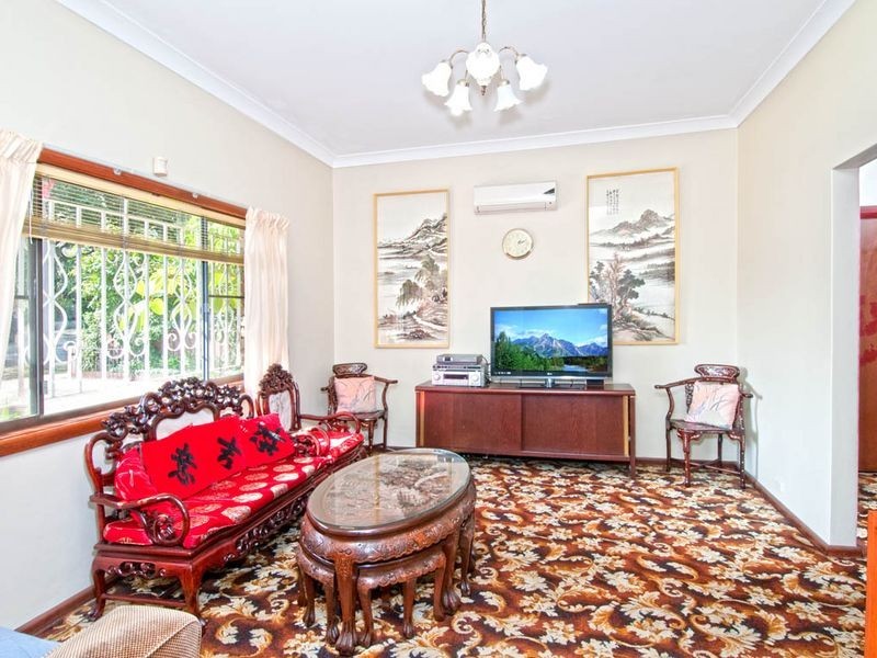 4 Minna Street, Burwood NSW 2134