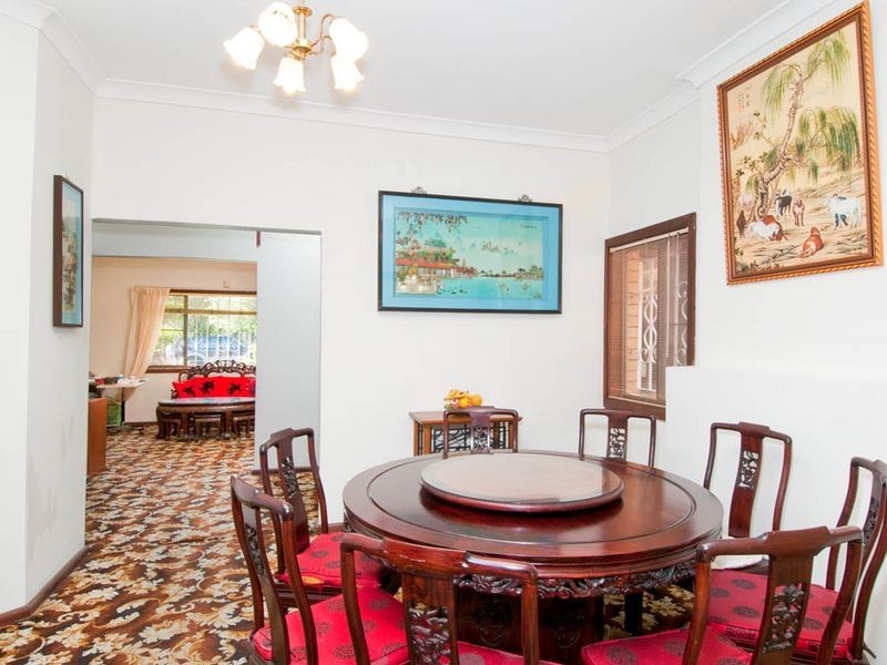 4 Minna Street, Burwood NSW 2134