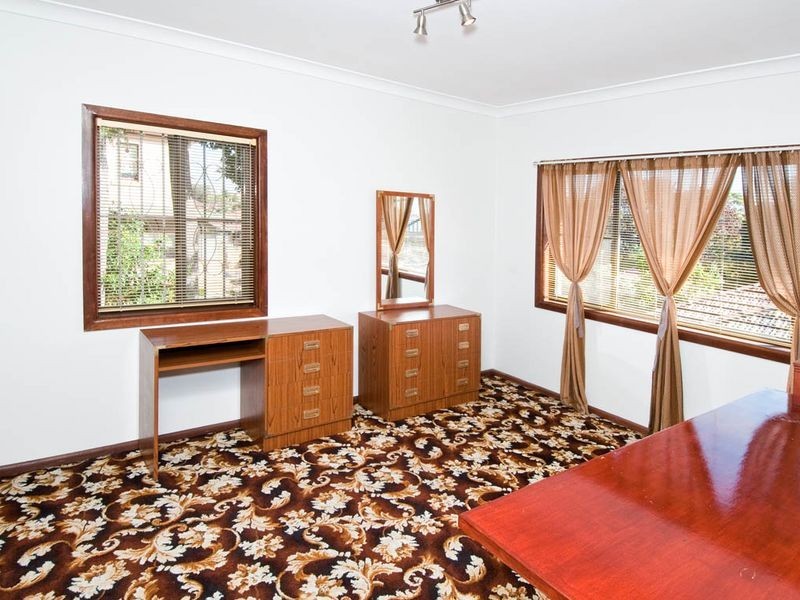 4 Minna Street, Burwood NSW 2134