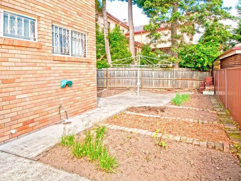4 Minna Street, Burwood NSW 2134