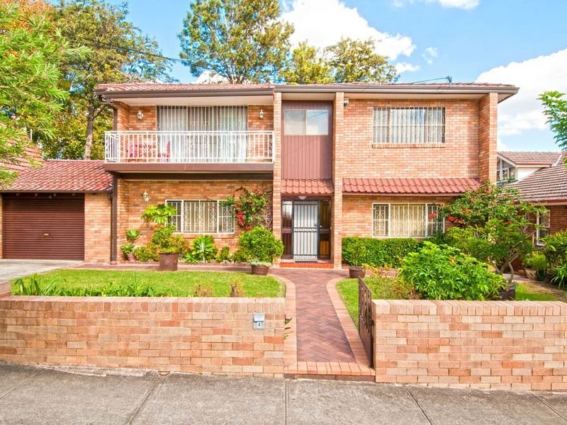 4 Minna Street, Burwood NSW 2134